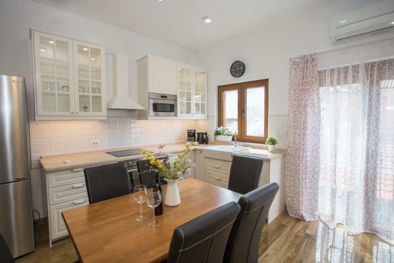 Exclusive Apartment Magnolia Πόρετς Εξωτερικό φωτογραφία